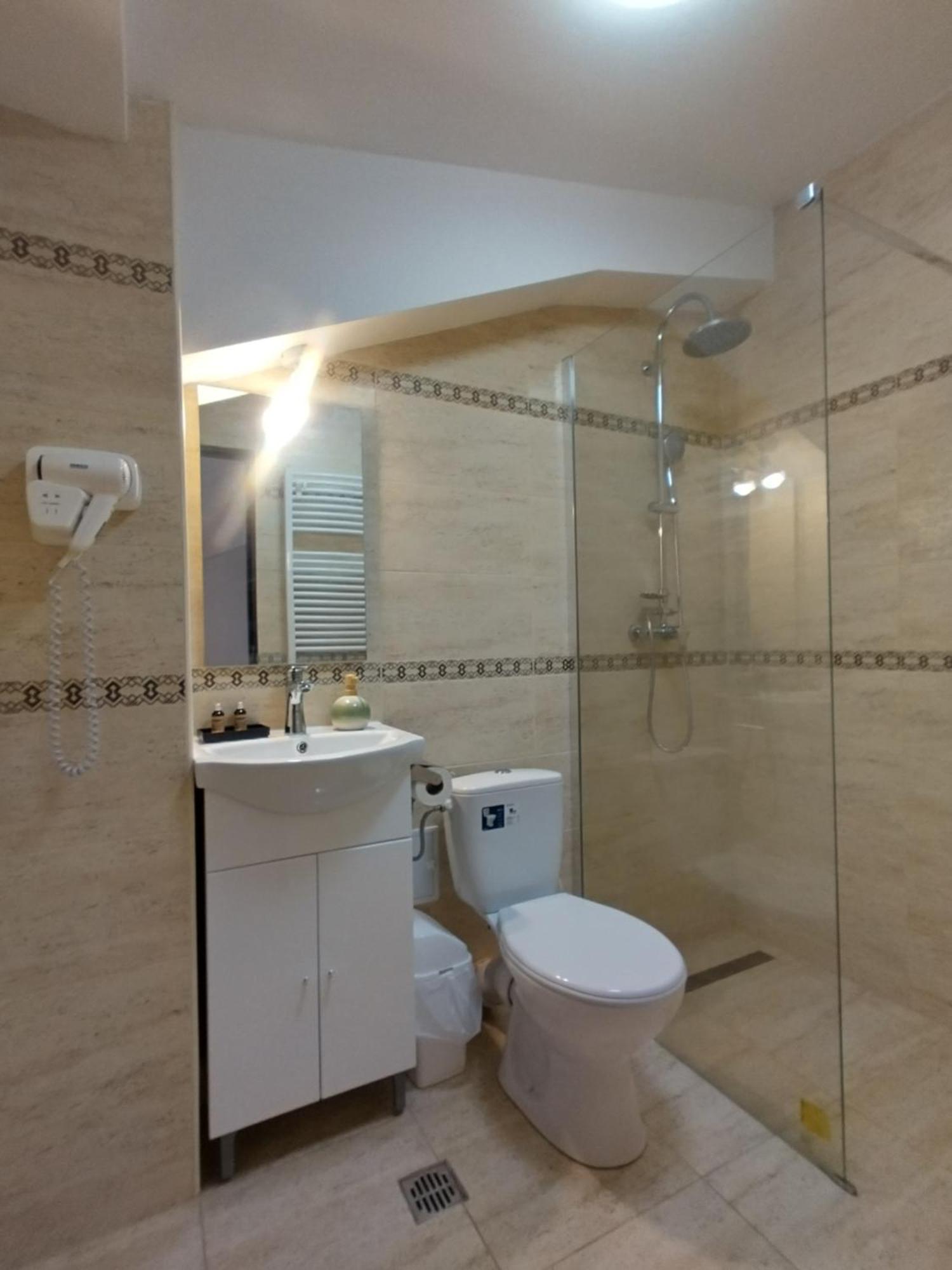 La Amy Apartman Pangarati Kültér fotó