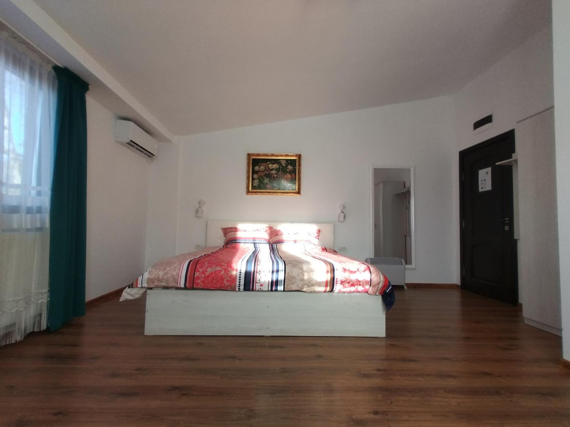 La Amy Apartman Pangarati Kültér fotó